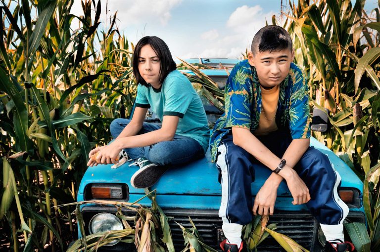 Kinofilm »Tschick«: Maik (Tristan Göbel) und Tschick (Anand Batbileg) (Foto: Studiocanal)
