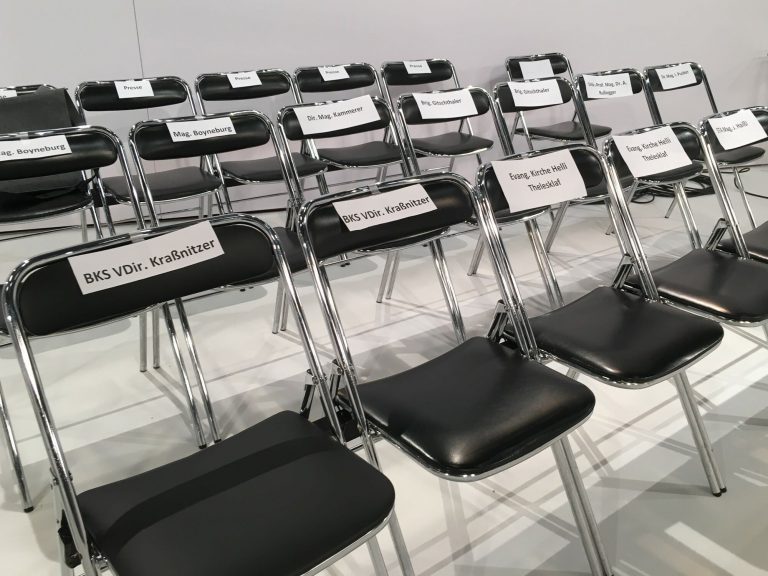 Leere Zuschauerränge im Studio des ORF in Klagenfurt (Foto: literaturcafe.de)