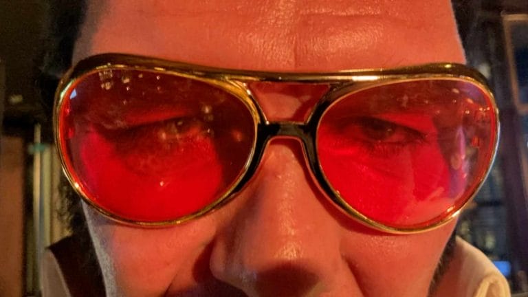 Look him in his eyes: Elvis lebt auf der Book Night von Media Control