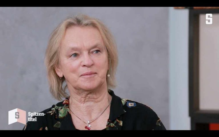 Elke Heidenreich als Gast in der Web-Literatursendung »Spitzentitel« des Spiegels (Foto: Screenshot spiegel.de)
