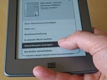 Beschwerliches Blättern: Amazons Kindle Touch im Test