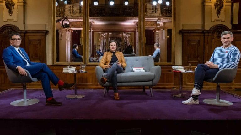 Die Quartett-Besetzung vom 4. März 2022 (von links): Ijoma Mangold, Juli Zeh und Philipp Tingler (Foto: ZDF/Svea Pietschmann)