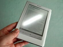 Warten auf die Symbiose: SONY eBook-Lesegerät PRS-600 im Test