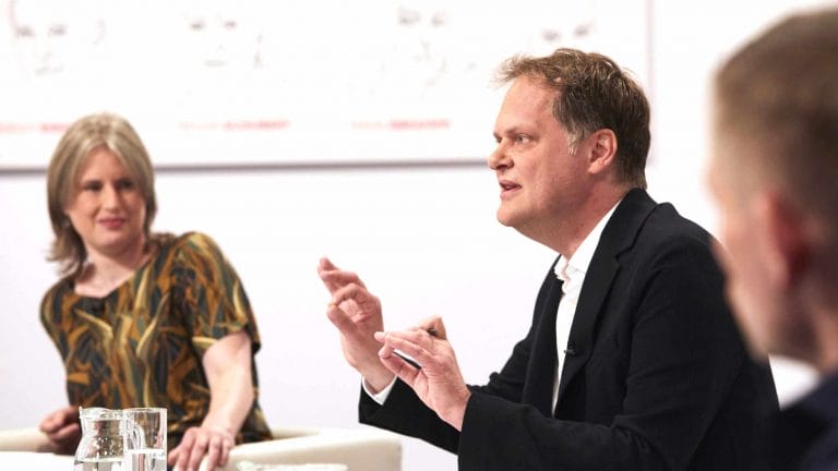 Thomas Strässle beim sachlichen Argumentieren. Das gefiel dem Publikum. (Foto: ORF/Johannes Puch)