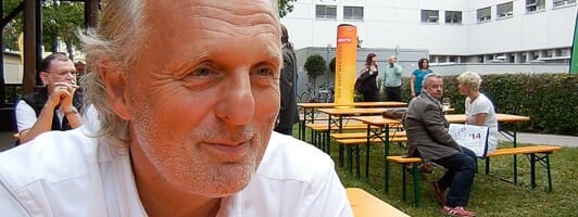 Wenn es regnet und eine Autorin nicht lesen kann (Bachmannpreis-Videopodcast 2014 - Folge 1)