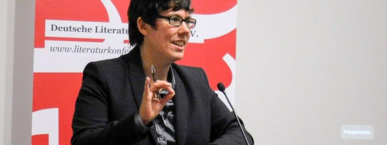 Kommentar zu „Wa(h)re Worte“ – Nina Georges Rede bei den Buchtagen 2016 in Leipzig